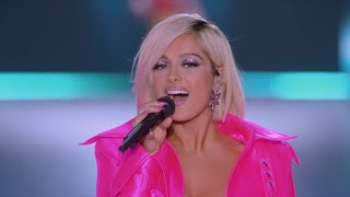 Bebe Rexha  Im A Mess Live at Victoria’s Secret Fashion Show [upl. by Acisej]