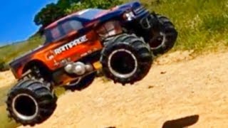 REDCAT RAMPAGE MT  15 SCALE RC 4x4 GAS MONSTER TRUCK [upl. by Pattie]